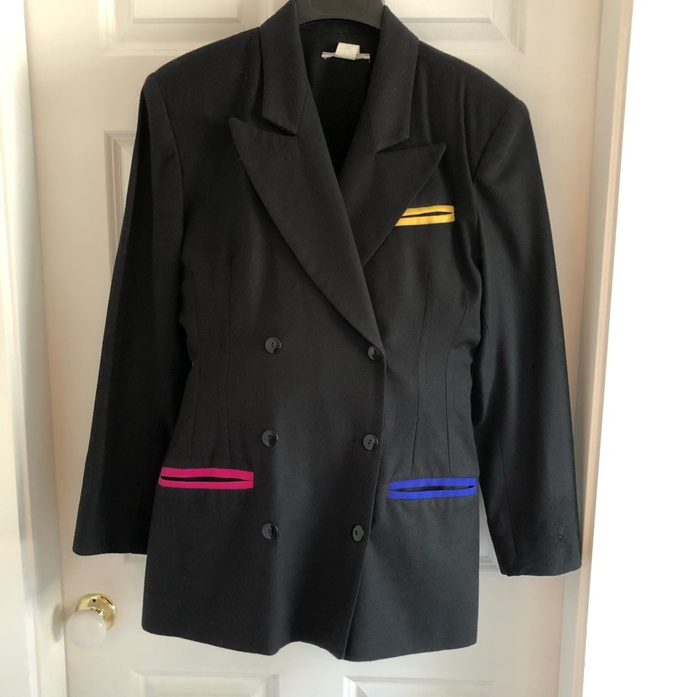 Not available til April

Stylish Black Double-Breasted Women's Blazer